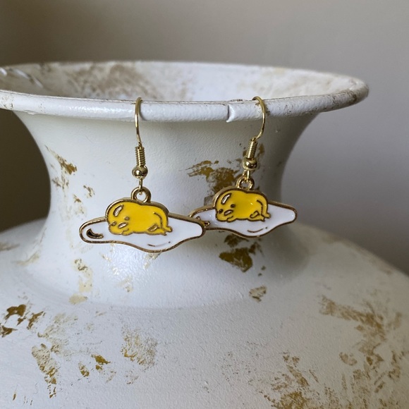 Funky egg earrings - Picture 3 of 6